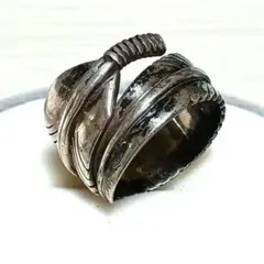 インディアンジュエリー　ヴィンテージ　フェザー　シルバーリング　約16～17号