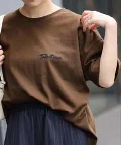 美品☆ジャーナルスタンダードレリューム 刺繍ロゴハーフスリーブT ブラウンのサムネイル
