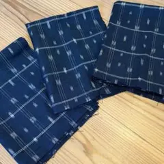 着物地　昔の着物　和柄　古布　木綿　アンティーク　はぎれ