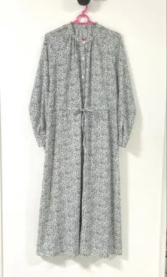 フ*ナ様 小花柄ロングワンピース　バンドカラー　美品　Mサイズ