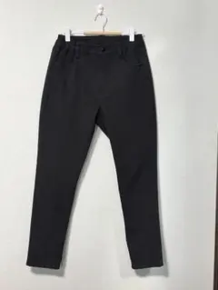 リブインコンフォート 2WAYストレッチスキニーパンツ ブラックのサムネイル