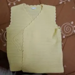 イエロー ニット ベスト