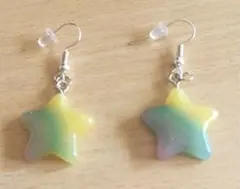 星型グラデーション樹脂ピアス