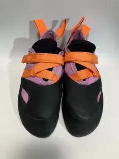 Item thumbnail for item 8bc5fa9a-994e-44fd-a423-03466b6cf24e