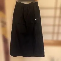 NIKE ナイキ 2WAY カーゴスカートブラック ロングスカート ミニスカートのサムネイル