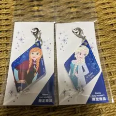 ディズニーマーケット　アクリル連結キーホルダーアナエルサ