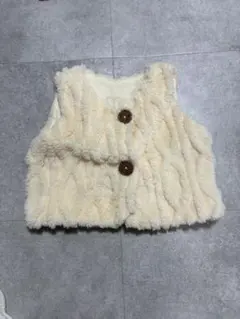 クリーム色 フリース ベビーベスト80サイズ