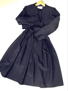 【美品】marie craire セットアップ シャンタン 黒 40