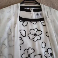 AUSTIN REED♪ 花柄刺繍のワンピース 38sizeのサムネイル
