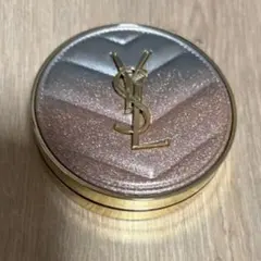 イヴサンローラン　ラディアントタッチグロウパクト　BR 20 【限定パッケージ】