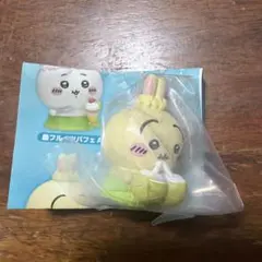 ちいかわ たべものいっぱいマスコット　ココナッツジュース　うさぎ