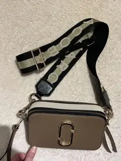 Item thumbnail for item 2d87b51c-0ef9-4ca3-a9e1-03df26df3fab