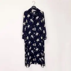 ナチュラルビューティーベーシック　ワンピース　シアー　黒　花柄