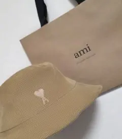 Item thumbnail for item 1070037b-8227-41dc-856b-9fdbd2cdbcfc