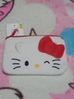 韓国ダイソー限定商品 新品未使用　DAISO ハローキティ　ポーチ