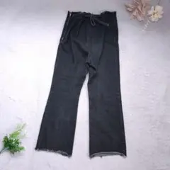 【Kastane】 裾カットオフ ブラックデニムパンツ 綿100% 黒 Fのサムネイル