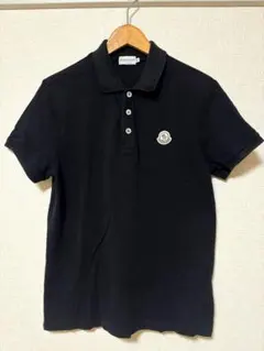 MONCLER 黒の半袖ポロシャツ
