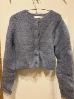 ライトブルー ニット