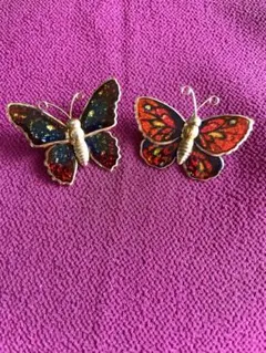 ブローチ　蝶のデザイン ブローチ 2点セット
