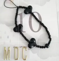 ７７　ブラックハート　ビーズストラップ　携帯ストラップ　ハンドメイド