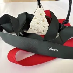 希少 ヴァレクストラ パンダ チャーム ストラップ 白 黒 レザー 新品同様 org.jpg