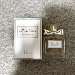 Miss Dior Eau de Toilette 50ml ディオール　香水のサムネイル