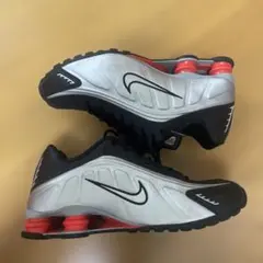 NIKE SHOX R4 Metallic Silver 27.5cm