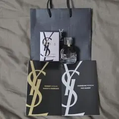 YSL イヴ・サンローラン モンパリ オードパルファム 30mlのサムネイル