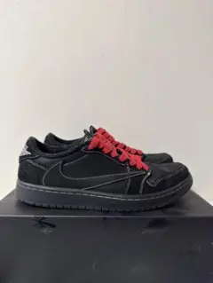 Travis Scott × Nike 