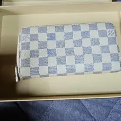 2Louis Vuitton ダミエ・アズール ラウンドファスナー長財布のサムネイル