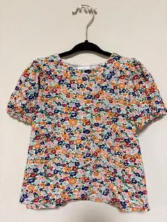 ZARA 花柄 パフスリーブ カットソーのサムネイル