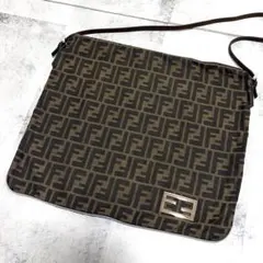 FENDI フェンディ ズッカ柄 ズッカ ワンショルダーバッグ FFシルバー金具