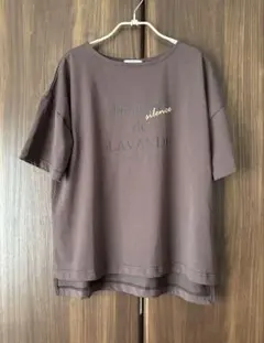 a.v.v ボートネックロゴTシャツ
