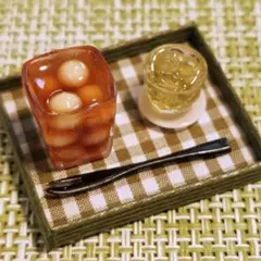 ミニチュアフード カップ入り白玉みたらし団子