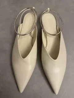 JIL SANDER ジルサンダー アンクルリング フラットパンプス エクリュのサムネイル