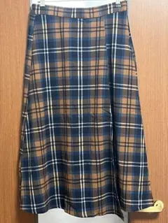 【新品】しまむら hina チェック柄 スカート LL