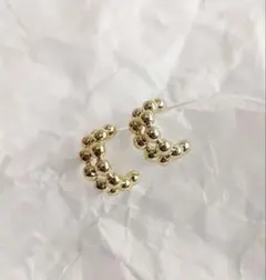 ボールピアス（ゴールド）金色 大人可愛い 上品 綺麗め 高見え No114