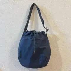 Item thumbnail for item e4f50ff2-3ee4-43a0-bd6d-a4909d183e8b