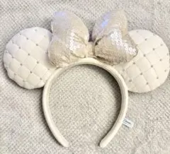 ディズニー カチューシャ ミニー　白 パール キルティング　スパンコール