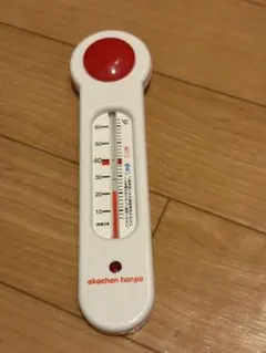 흡착식 컵이 달린 아카짱 혼포 수온계