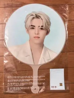 SEVENTEEN NEW_ WORLDTOUR 2025 うちわ　エスクプス