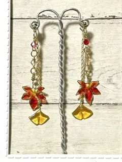 ハンドメイド 紅葉とイチョウのピアス