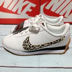 NIKE　24.5cm　ナイキ　レディース　パシフィック　スニーカー