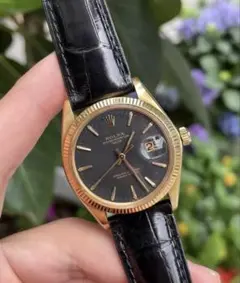 ROLEX 1503 K18YG 希少‼️黒文字盤 自動巻のサムネイル
