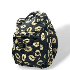 美品　マークバイマークジェイコブス　バックパック　黒　キスマーク　リュック　T5