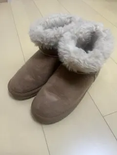 ブラウンファー付きショートブーツ
