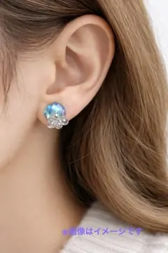 オーロラ球体とビーズのピアス