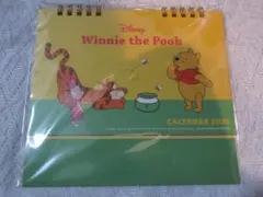 ディズニー くまのプーさん 卓上カレンダー 2025サンスター文具