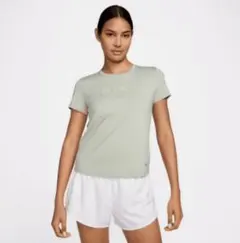 ☆新品☆NIKE TシャツMサイズ