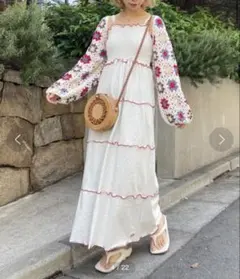 白キャミワンピ